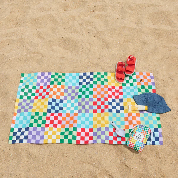 Dock & Bay Kid's Check Me Out Quick Dry Beach Towel