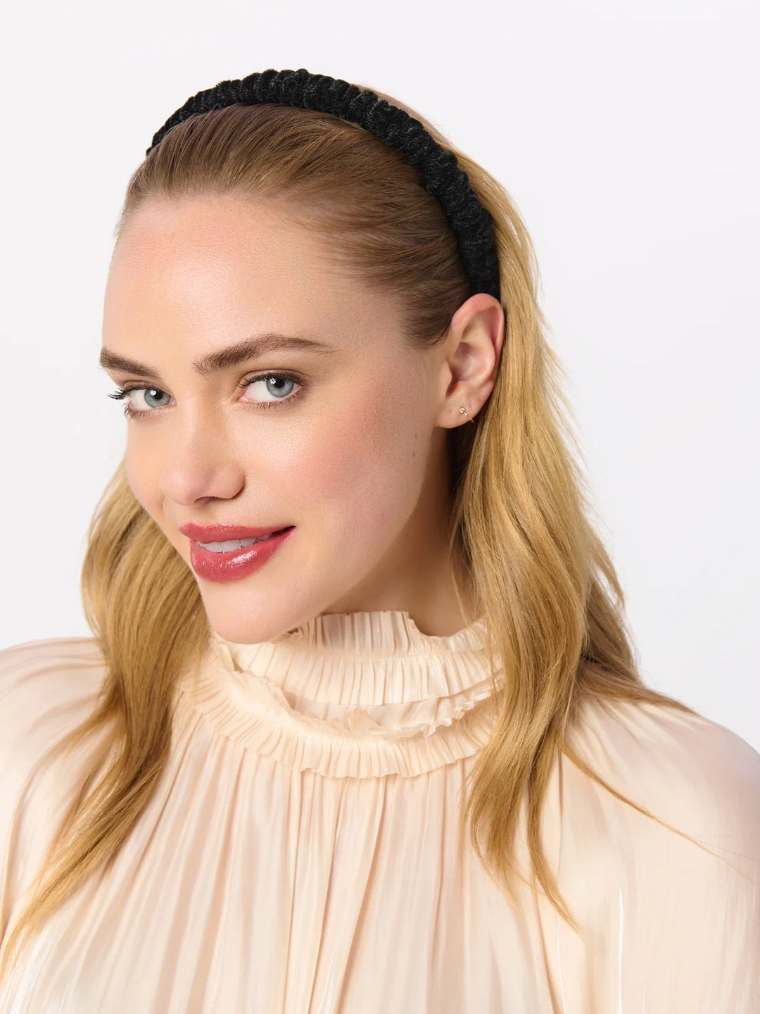 Shiraleah Velvet Scrunch Headband