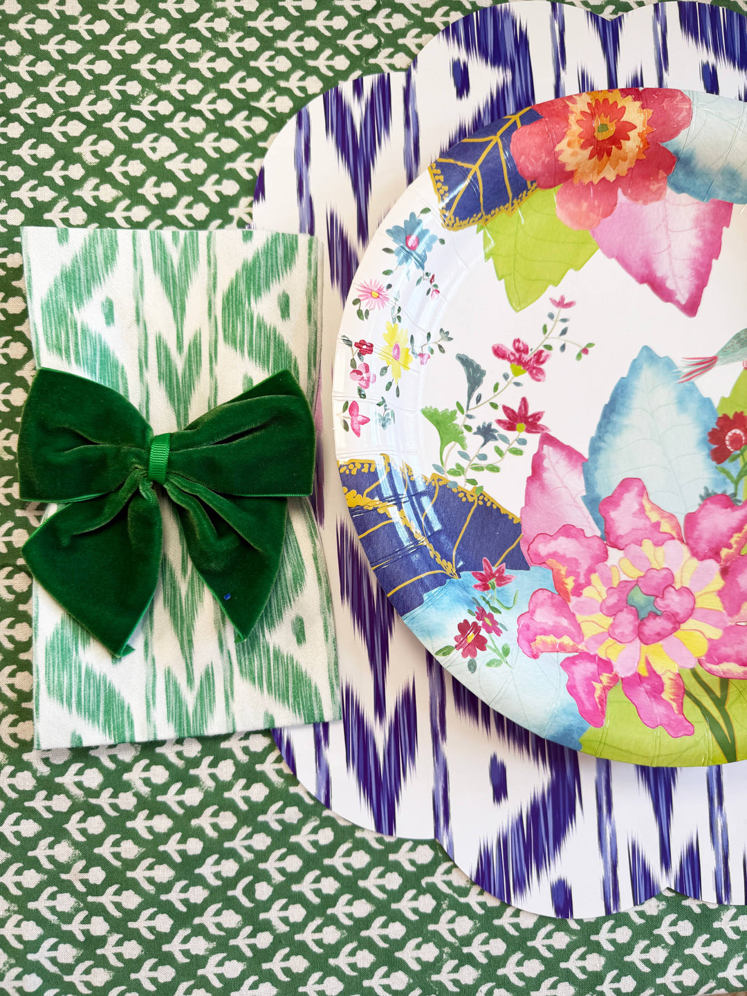 Lucy Grymes Green Ikat linen-feel Paper Guest Towel