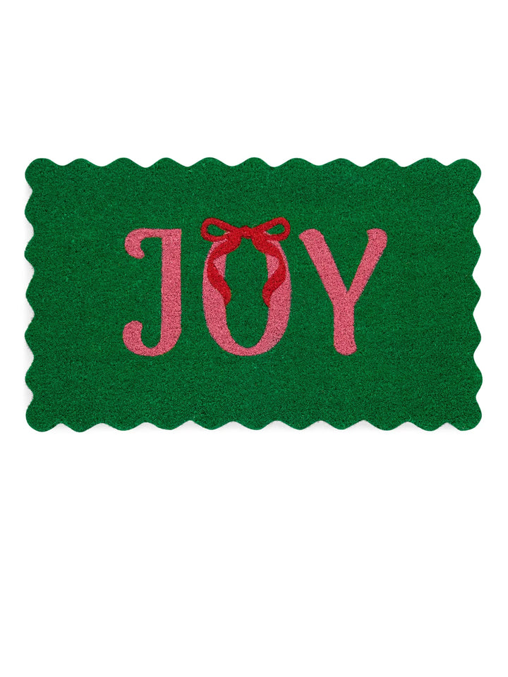 Shiraleah "Joy" Scalloped Doormat