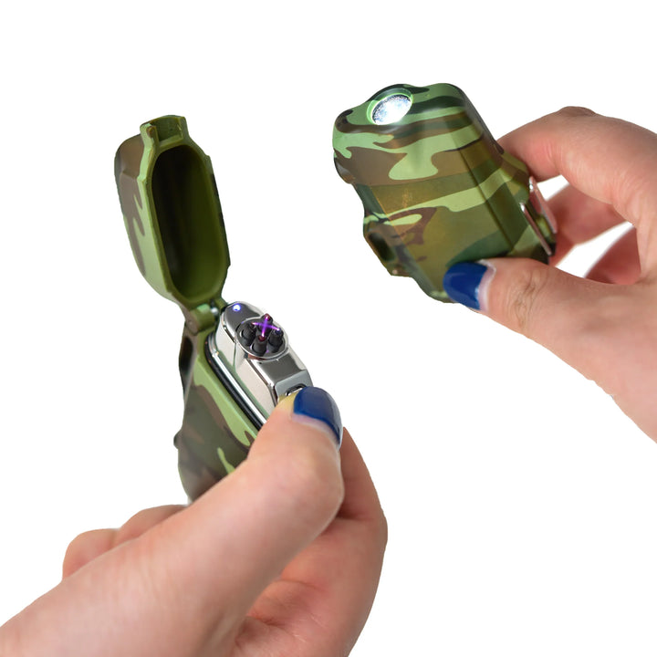 Mad Man Quad Core Arc Spark Lighter w/Flashlight - USB Rechargeable
