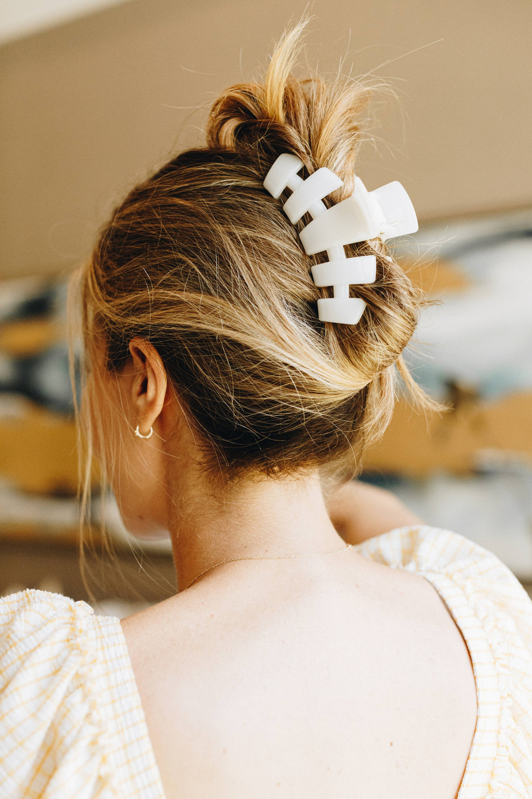 TELETIES Coconut White Classic Hair Clip