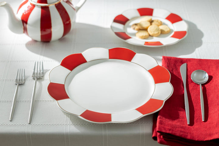 Red Gold Scallop Fine Porcelain Dinner Plate