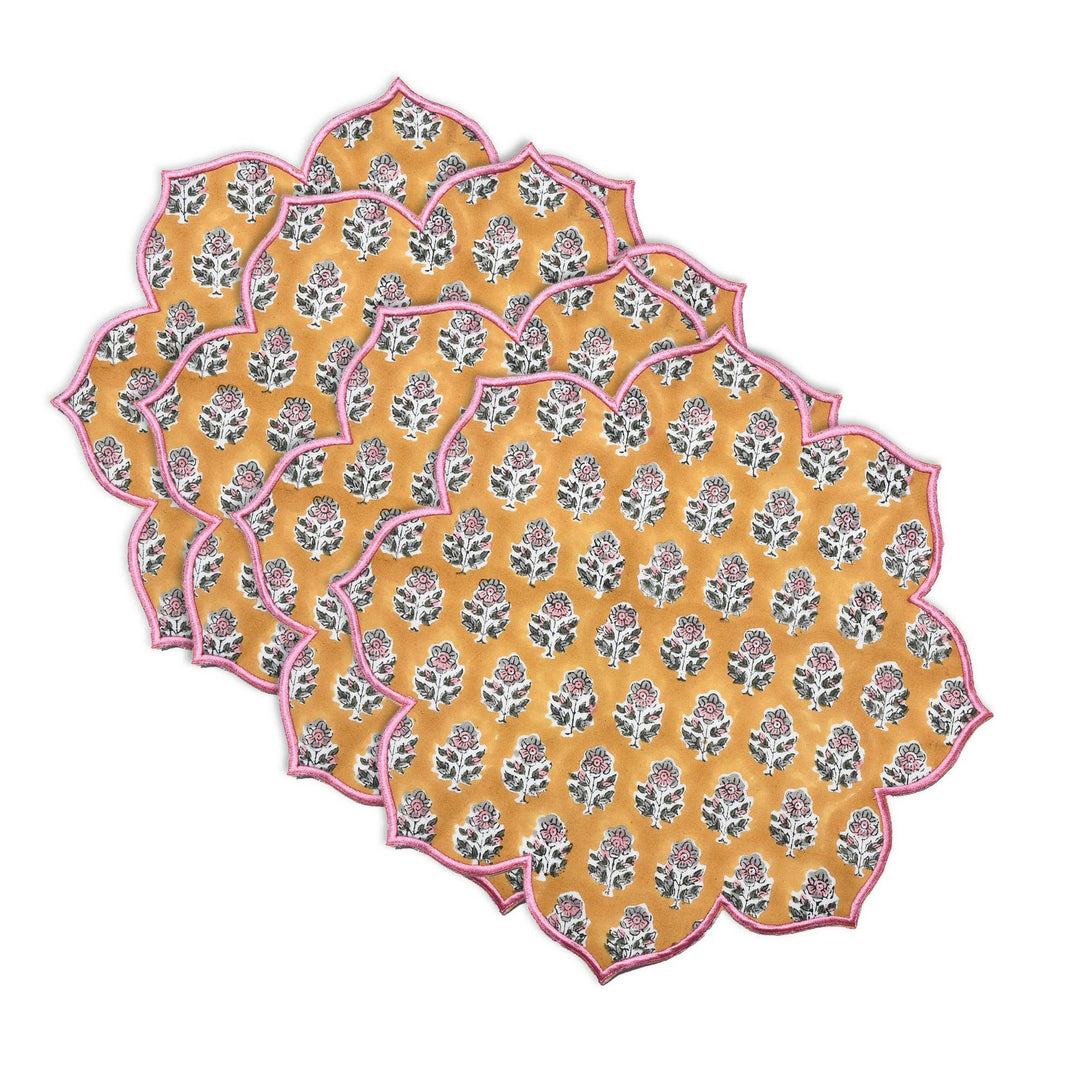 Cotton Print Club Embroidered Scalloped Placemat