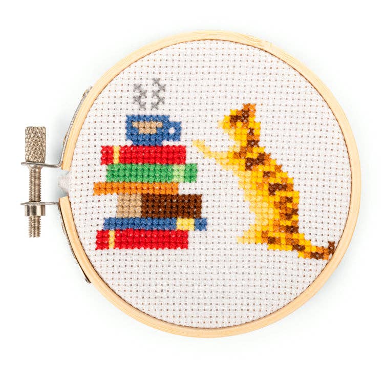 Kikkerland Cat Mini Cross Stitch Embroidery