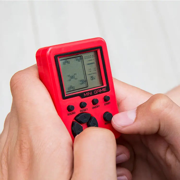 Kikkerland Design Pocket Arcade Game