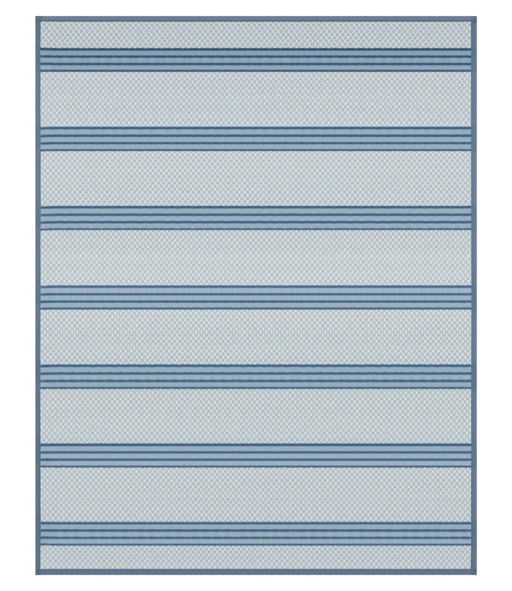 ChappyWrap Original Captain's Classic Fog Throw Blanket