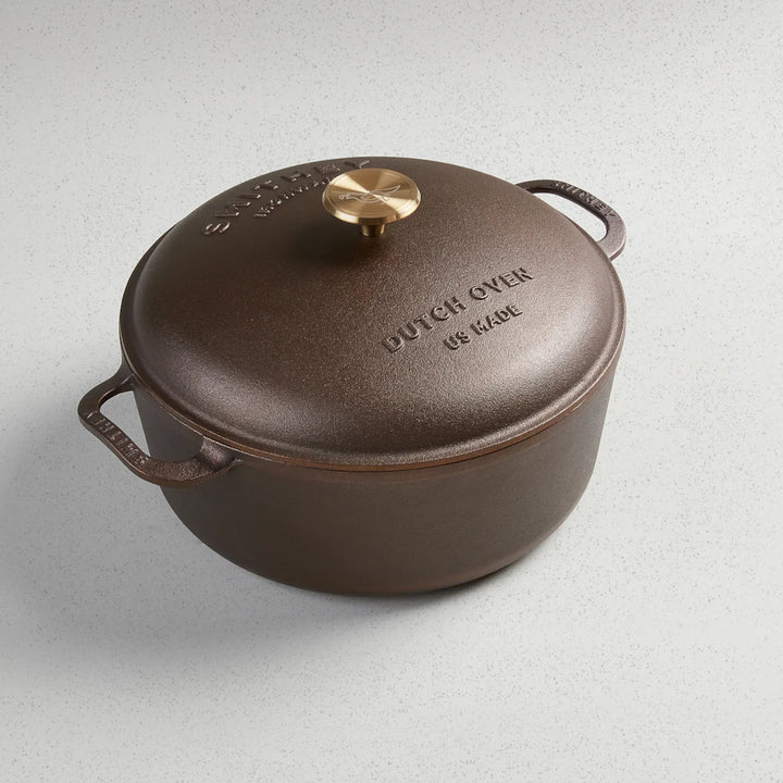 Smithey Ironware Company Cast Iron Dutch Oven
