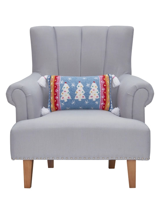 Peking Handicrafts Fair Isle Tree with Tassels Hook Pillow