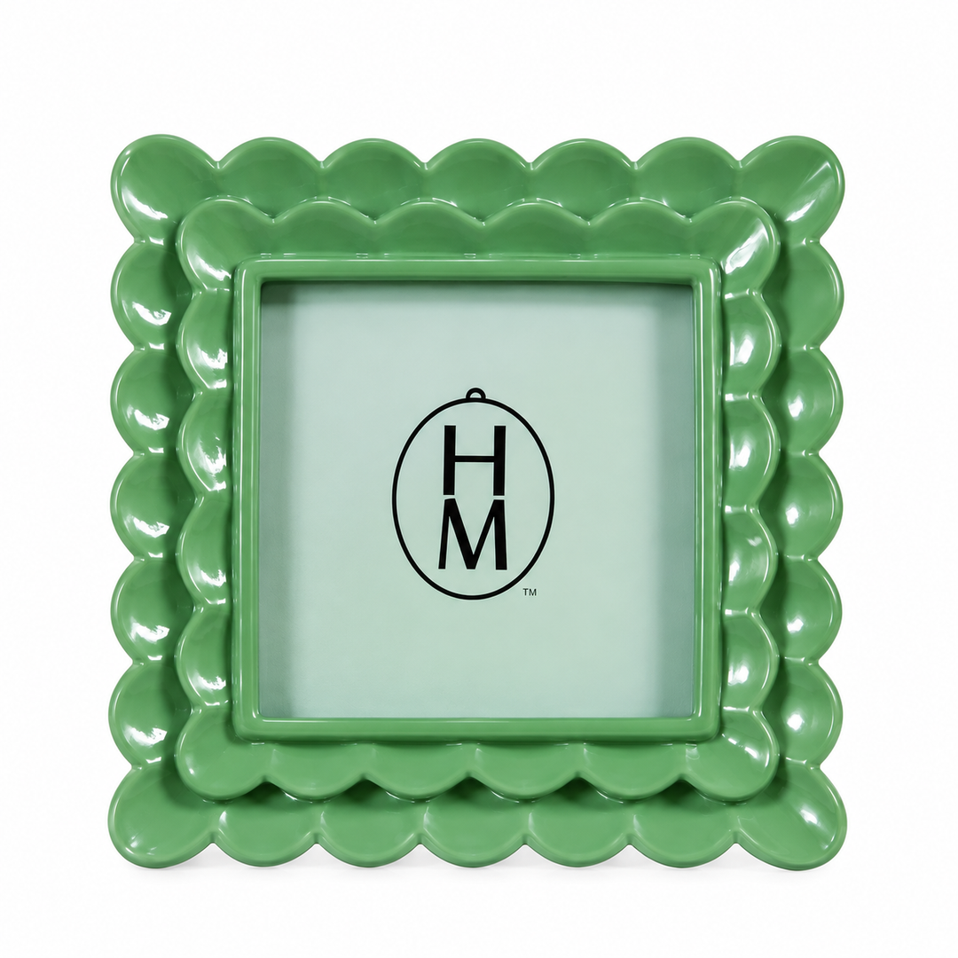 Resin & Glass Scalloped Photo Frame