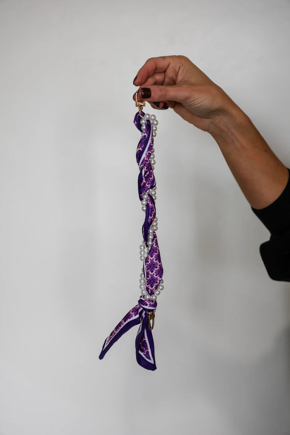 Victory Lap Woven Scarf Pearl Phone Strap/Wristlet