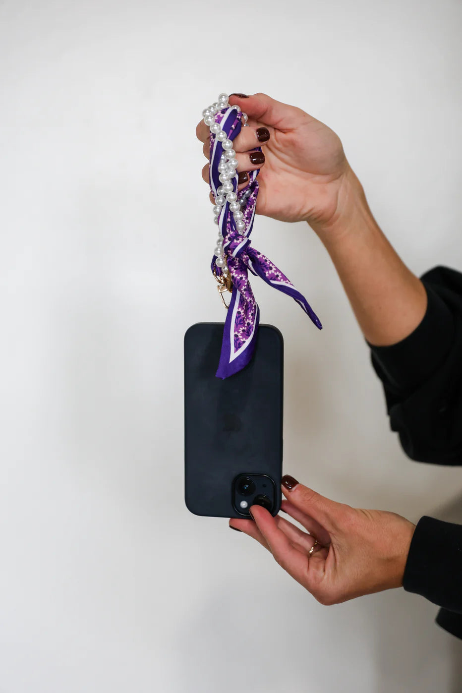 Victory Lap Woven Scarf Pearl Phone Strap/Wristlet