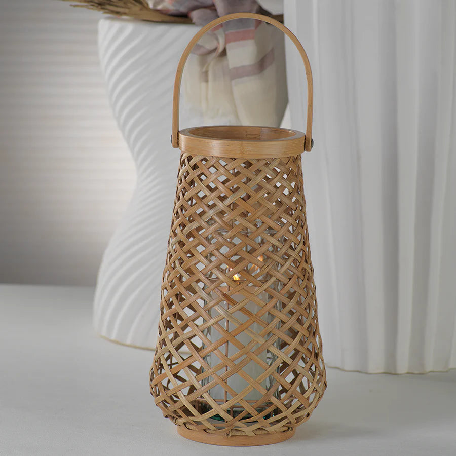 Maris Rattan Lantern