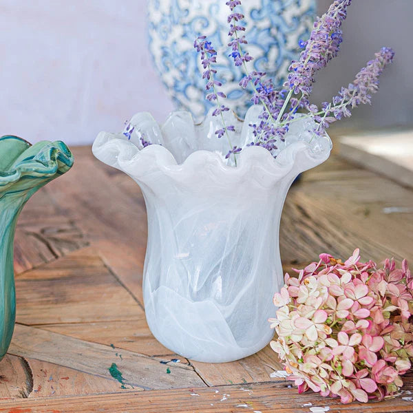 Vietri Onda Glass White Small Tulip Vase
