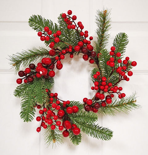Red Berry and Pine Wreath Ring