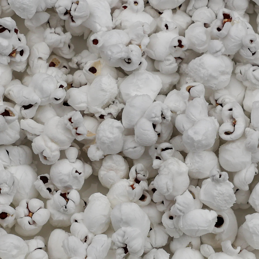 Amish Country Popcorn 14oz Bottle of Red Popcorn