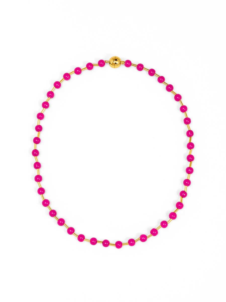 Zenzii Poppy Magnet Short Necklace