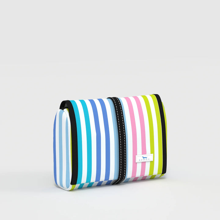 Scout Beauty Burrito Hanging Toiletry Bag