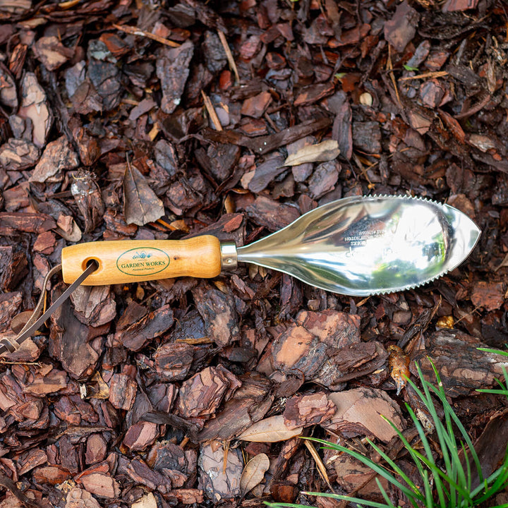 Garden Works The Original Soil Scoop™ - Classic Handle