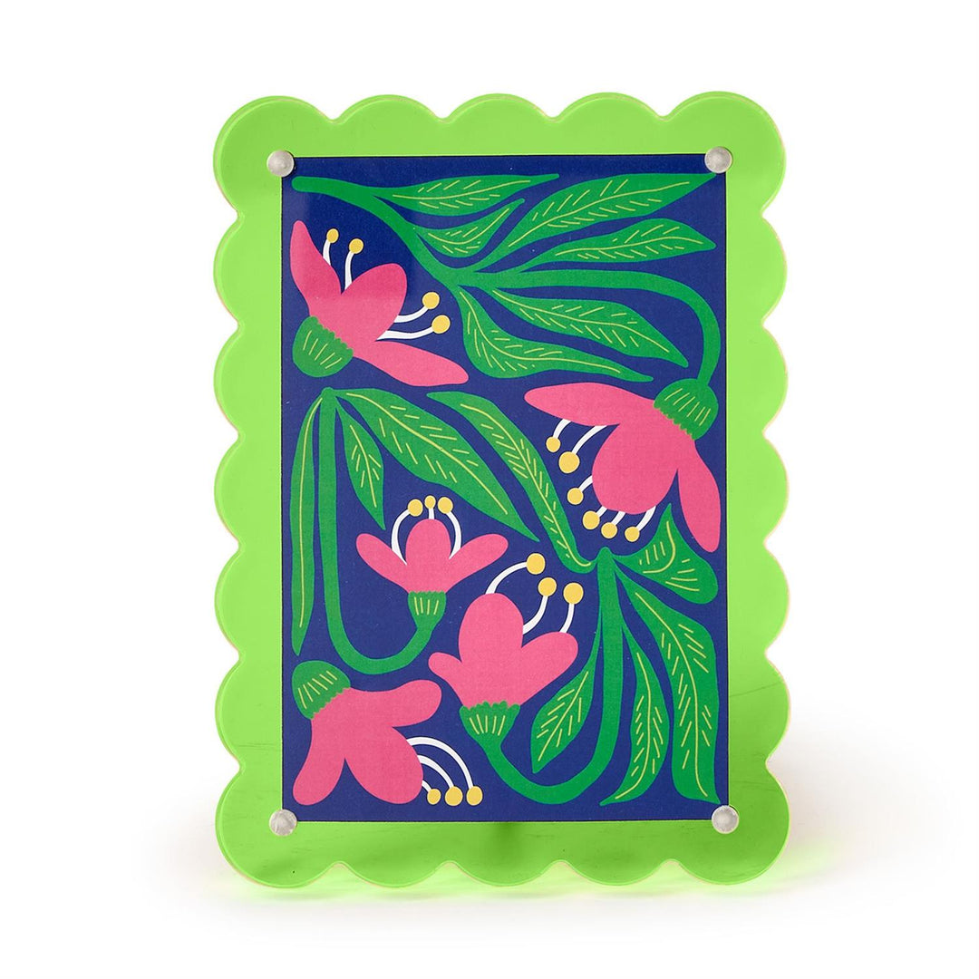 Color Pop 4x6 Scalloped Edge Acrylic Photo Frame