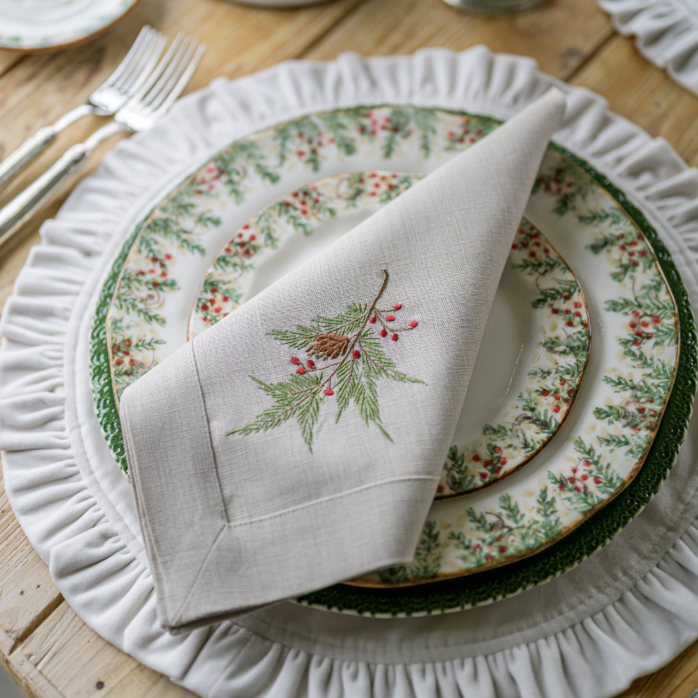 White Natale Pine Large Napkin