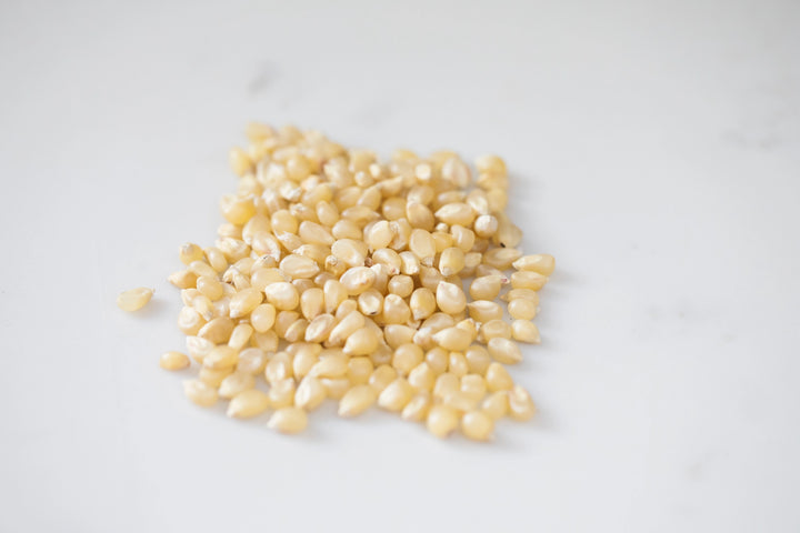 Amish Country Popcorn 2lb Bag of Medium White Popcorn