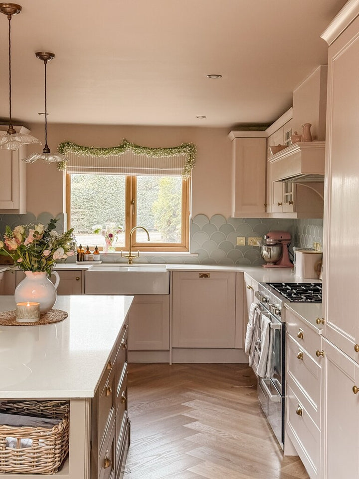 Farrow & Ball No. 311 Scallop