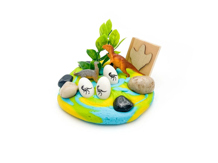 Young + Wild & Friedman Dinosaur Grab & Go Dough Jar