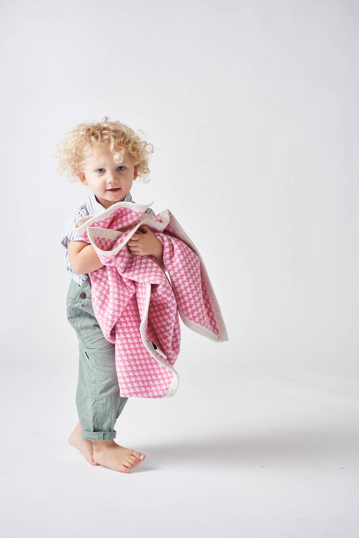 ChappyWrap All My Heart Bubblegum Mini Blanket