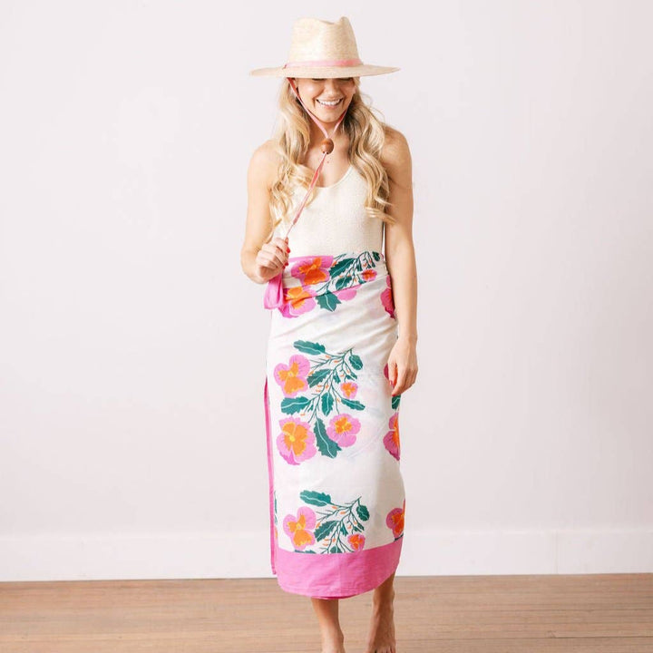 Sunshine Tienda Pink Flower Sarong