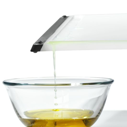 Good Grips Carving & Cutting Board with Gravy Wells - Thumbnail 4