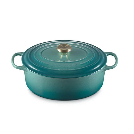 Le Creuset Signature Oval Dutch Oven