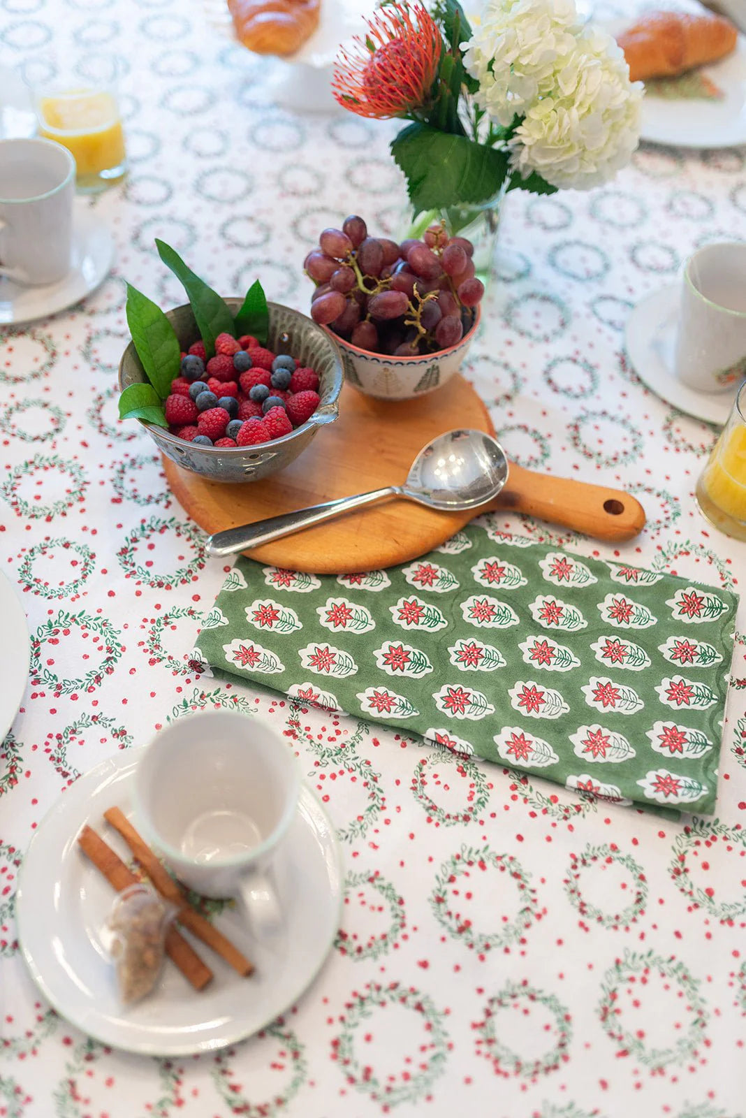 Poinsettia Dinner Napkin